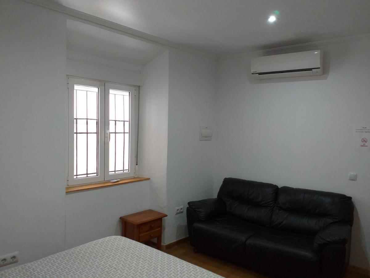 Nemo Studio Apartment Malaga Centre Luaran gambar